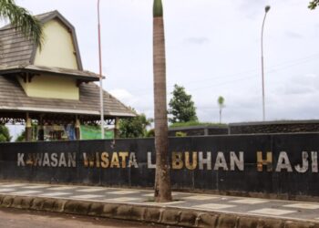 Taufik Ramdhani Tersangka Proyek Dermaga Labuhan Haji, Buron