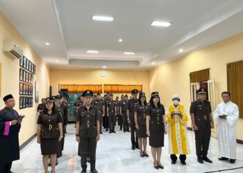 Pelantikan dan Pengambilan Sumpah Jabatan Pegawai Negeri Sipil Kejaksaan Negeri Lombok Timur