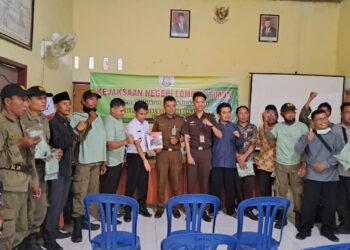 Penyuluhan Hukum Kejaksaan Negeri Lombok Timur Di Desa Sakra Selatan Kecamatan Sakra Tahun 2023