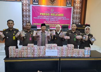 Pelaksanaan Eksekusi Uang Pengganti Tindak Pidana Korupsi  Pekerjaan Penataan Dan Pengerukan Dermaga Pelabuhan Labuhan Haji Kabupaten Lombok Timur Tahun 2016