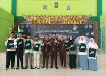 Kejari Lombok Timur Melaksanakan Kegiatan (JMS) Jaksa Masuk Sekolah di Madrasah Aliah Negeri Insan Cendikia (MAN IC) Lombok Timur