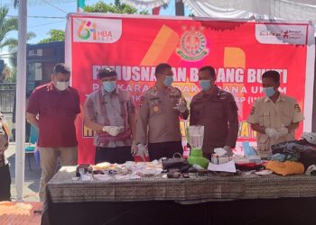 Memperingati HBA ke-64, Kejari Lotim mengadakan Pemusnahan Barang Bukti.