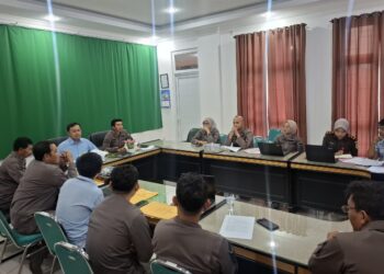 RAPAT PEMBENTUKAN TIM EFEKTIF DENGAN AGENDA PEMBAHASAN RENCANA AKSI BULANAN MENUJU WBK/WBBM