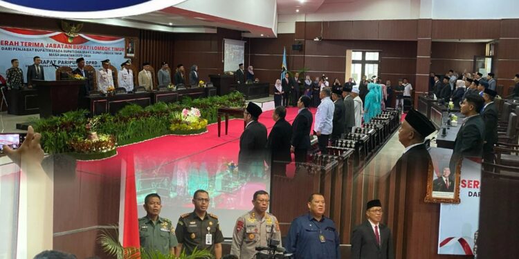 SERAH TERIMA JABATAN BUPATI DAN WAKIL BUPATI LOMBOK TIMUR