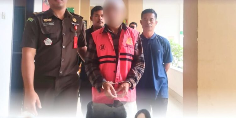 PENETAPAN TERSANGKA A.N. P. ALIAS H.R. PADA PERKARA TINDAK PIDANA KORUPSI PENYALURAN KUR BNI CABANG MATARAM TAHUN 2021-2022 OLEH TIM PENYIDIK TINDAK PIDANA KHUSUS KEJAKSAAN NEGERI LOMBOK TIMUR