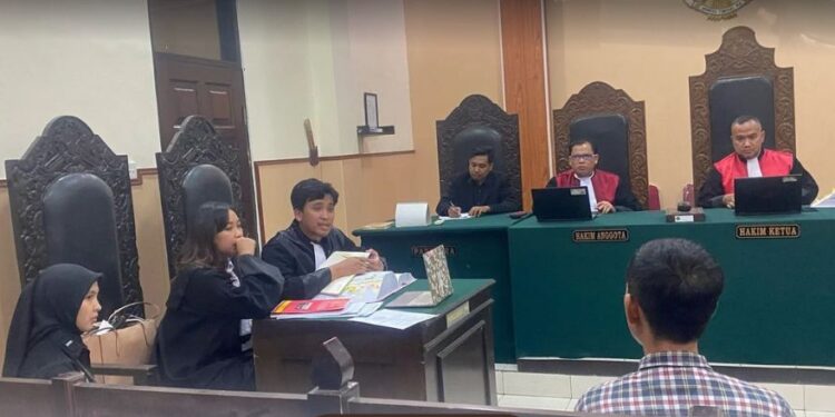 SIDANG PERKARA TINDAK PIDANA KORUPSI TERKAIT PENYALURAN DANA KUR BNI TAHUN 2021-2022 ATAS NAMA TERDAKWA R.P. BIN R.
